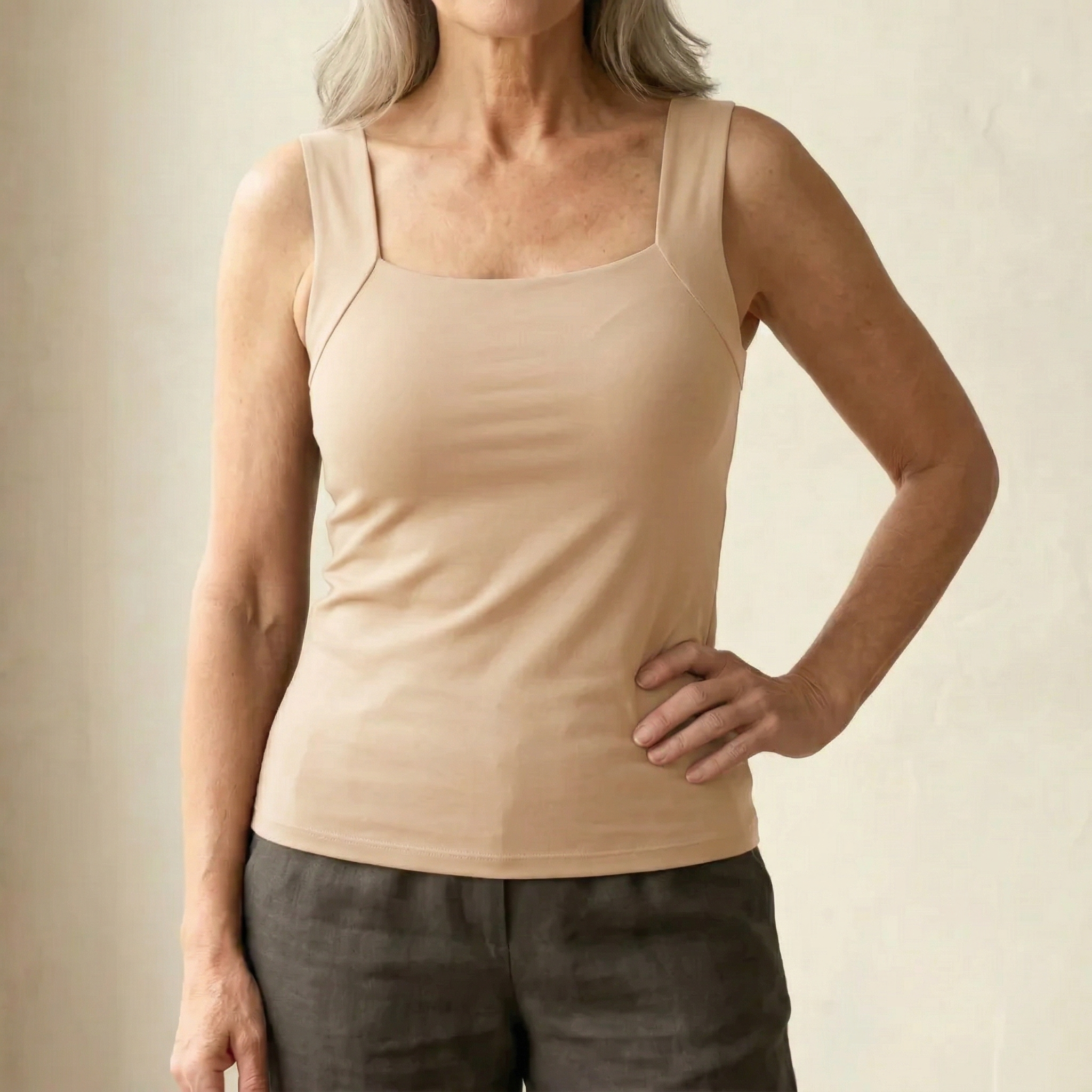 Jennifer | Weiches und bequemes Tanktop mit integriertem BH 11
