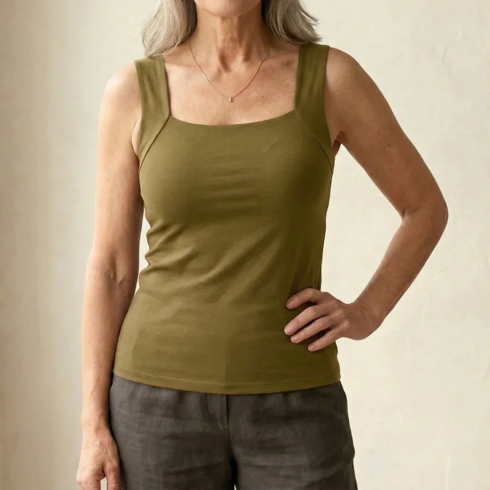 Jennifer | Weiches und bequemes Tanktop mit integriertem BH 12