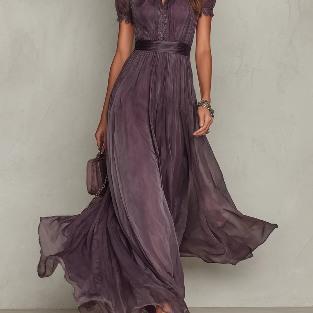 Livia Belle | Elegantes Maxikleid mit Spitzenbesatz 3