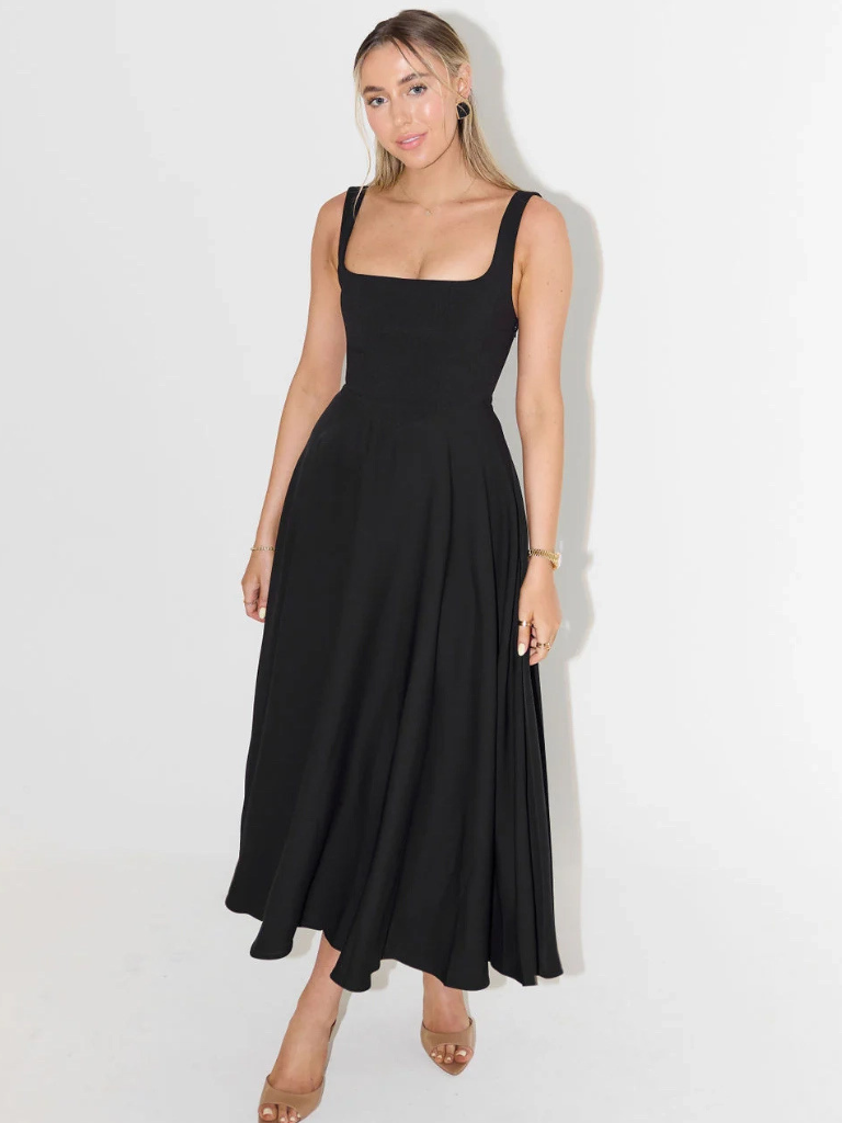 Miora | Elegantes Midi Kleid mit Eckigem Ausschnitt 1