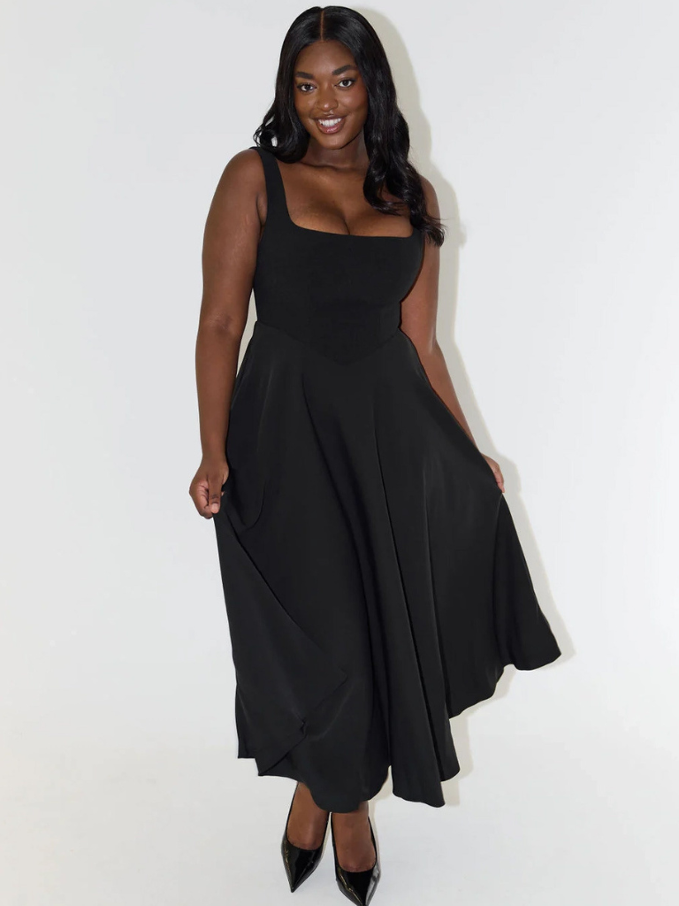Miora | Elegantes Midi Kleid mit Eckigem Ausschnitt 8
