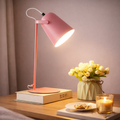 Moderne Rotierende Tischlampe – Augenfreundliches Licht für Arbeit & Entspannung